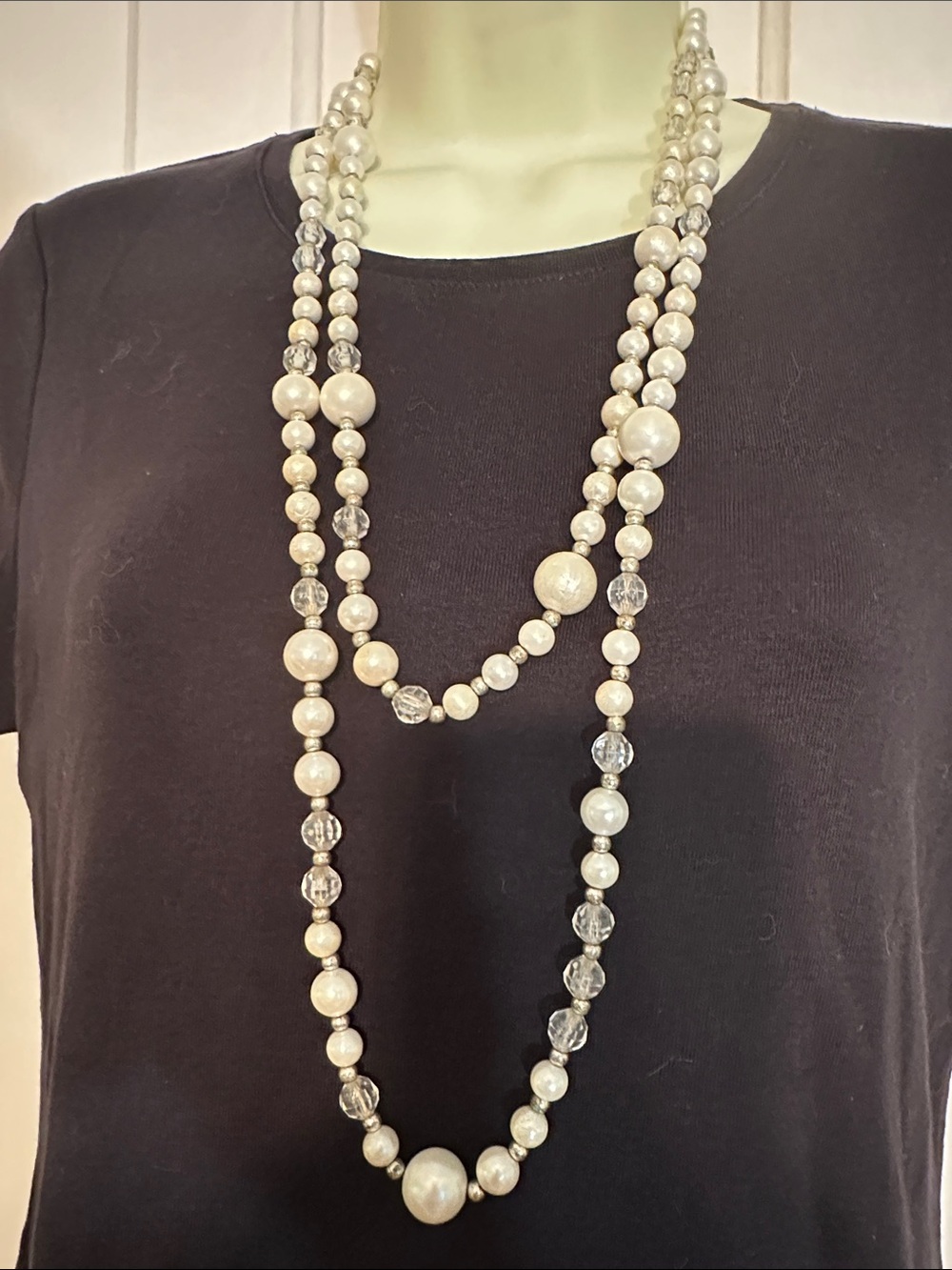 Vintage Mid Century Long Faux Pearl & Crystal Bead Necklace‎